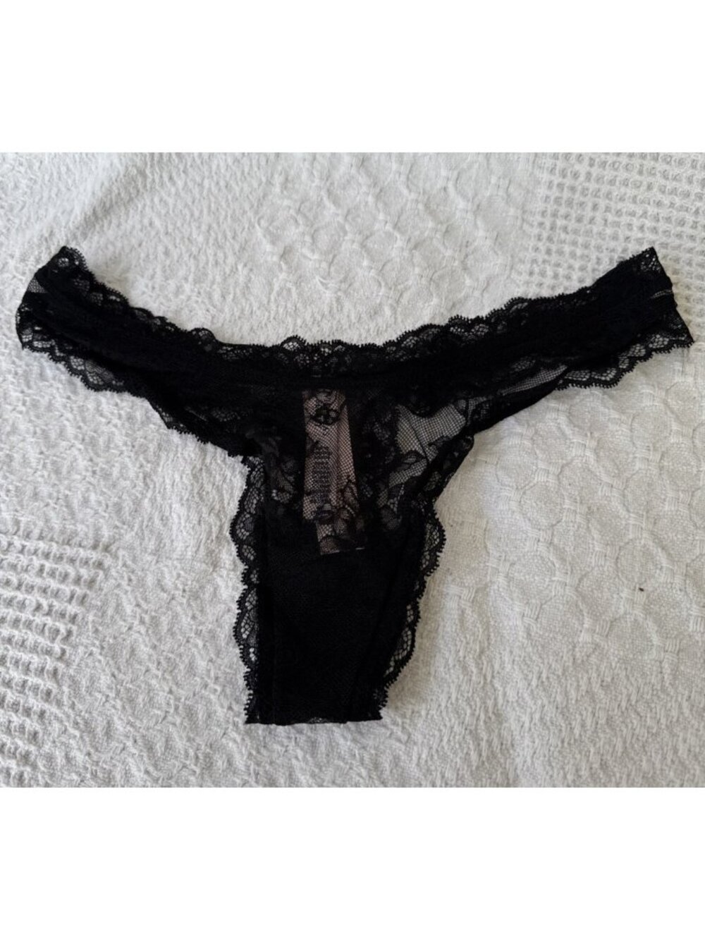 VICTORIA'S SECRET M HIGH LEG TANGA BLACK LACE THONG PANTIES NWT